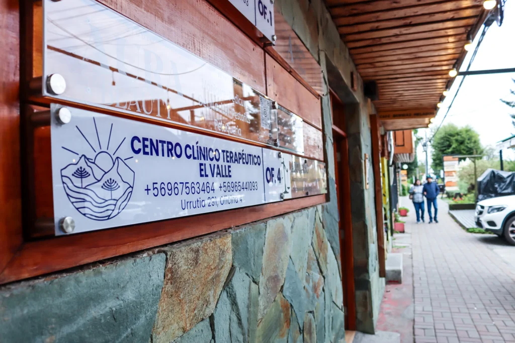 Exterior del Centro Clínico del Valle